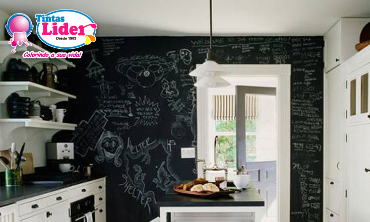 tinta-efeito-lousa-da-escola-pra-dentro-de-casa